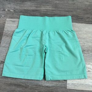 Nvgtn pro seamless shorts